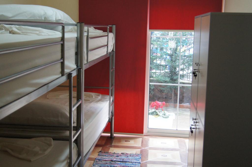 Metropol 23 Hostel *